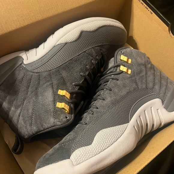Jordan 12 Dark Grey - Picture 2 of 3